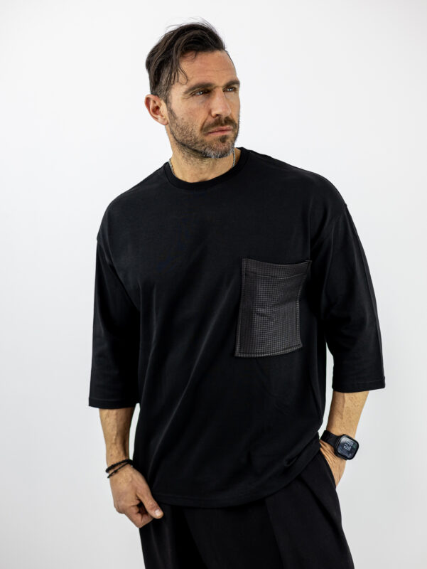 T-Shirt Oversized με τσέπη Μαύρη