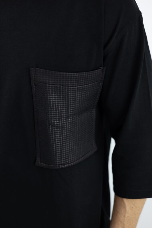 T-Shirt Oversized με τσέπη Μαύρη