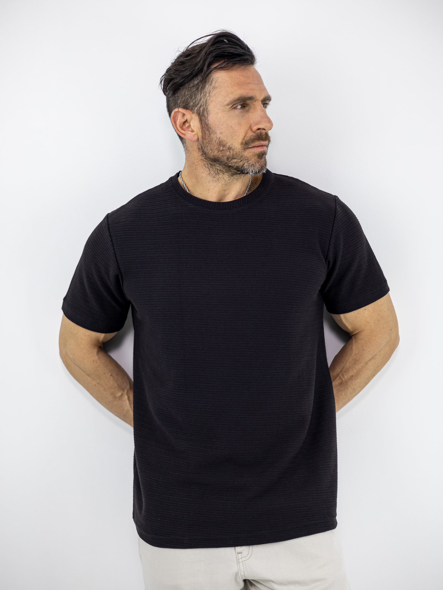 TSHIRT_RB_130134_MAURO_01.jpg T-Shirt Regular Fit Μονόχρωμο Μαύρο