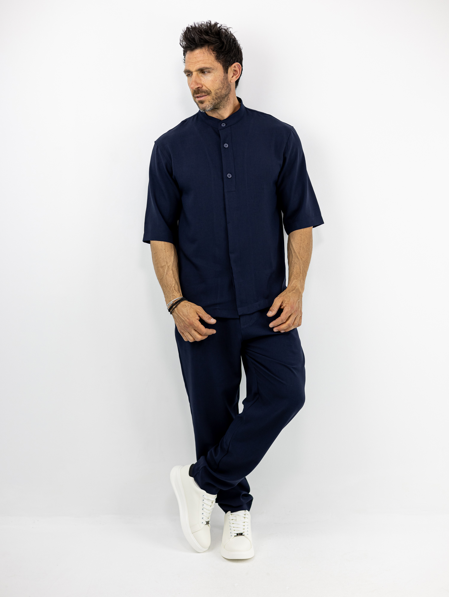 SET_VITTORIO_130282_MPLE_01.jpg Παντελόνι Jogger Loose Fit & Overshirt Πουκάμισο Μάο 3/4 Μανίκι Μπλέ