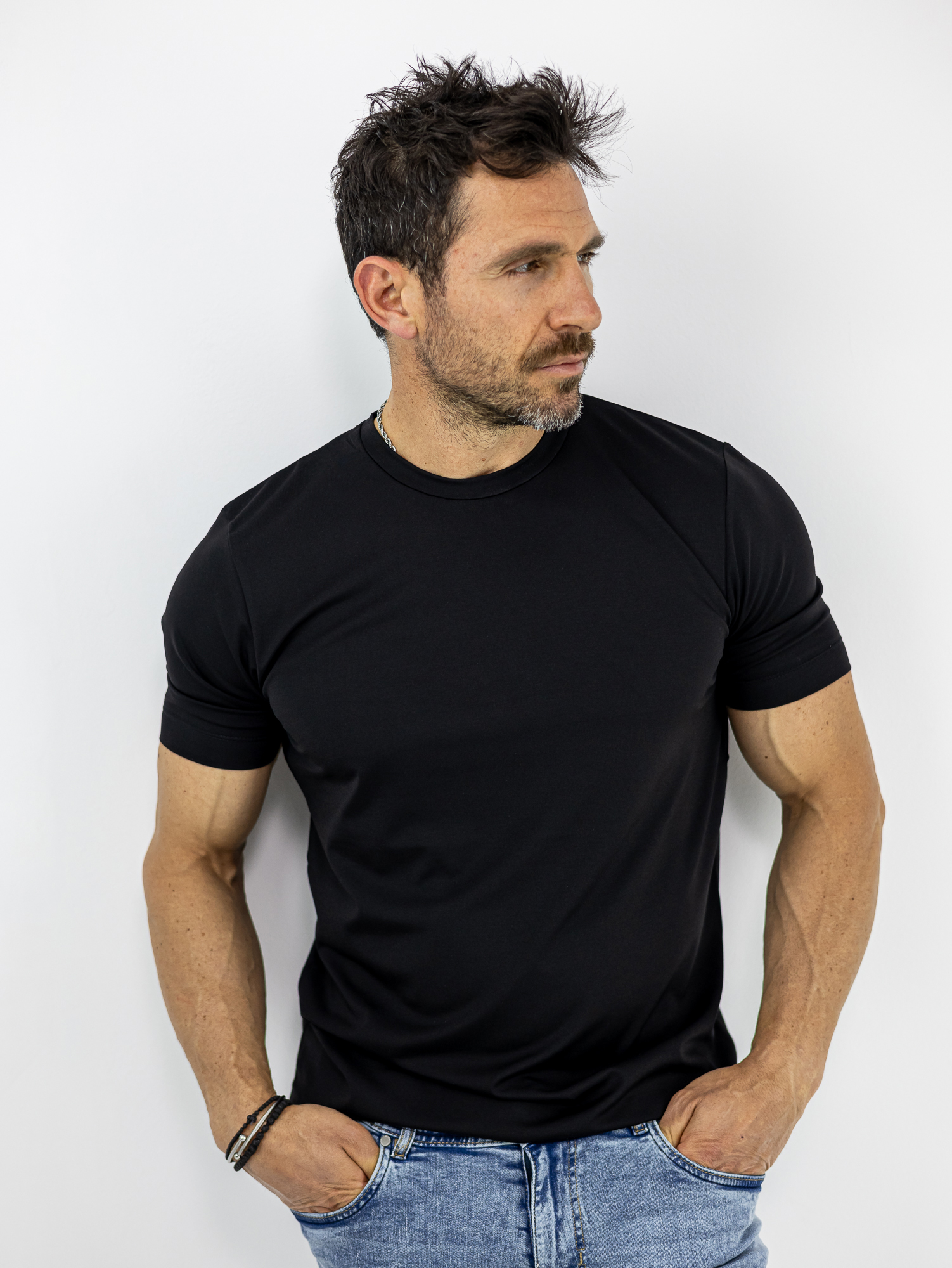 TSHIRT_HACKER_130236_MAURO_01.jpg T-Shirt Regular Fit Confidence Μονόχρωμο Μαύρο