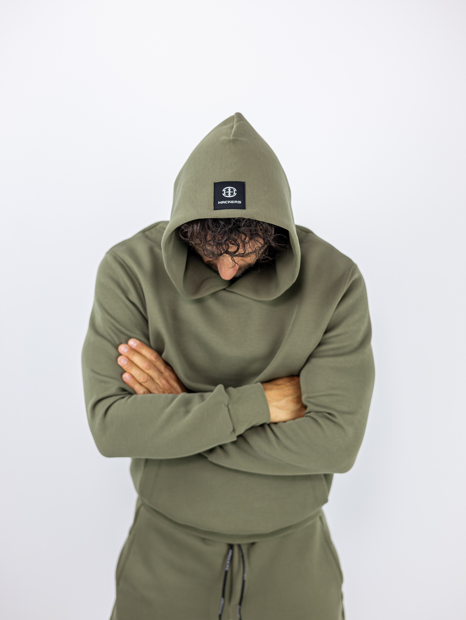 FOUTER_HACKER_120036_LADI_01.jpg Φούτερ Tech Fleece Μονόχρωμο & Κουκούλα Λαδί