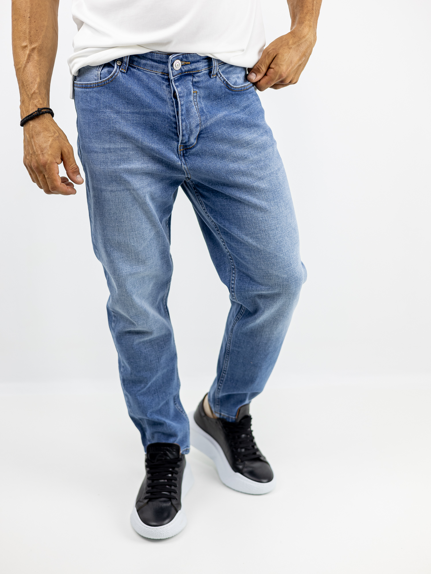 JEAN_PROFIL_110458_MPLE_01.jpg Jean Boyfriend