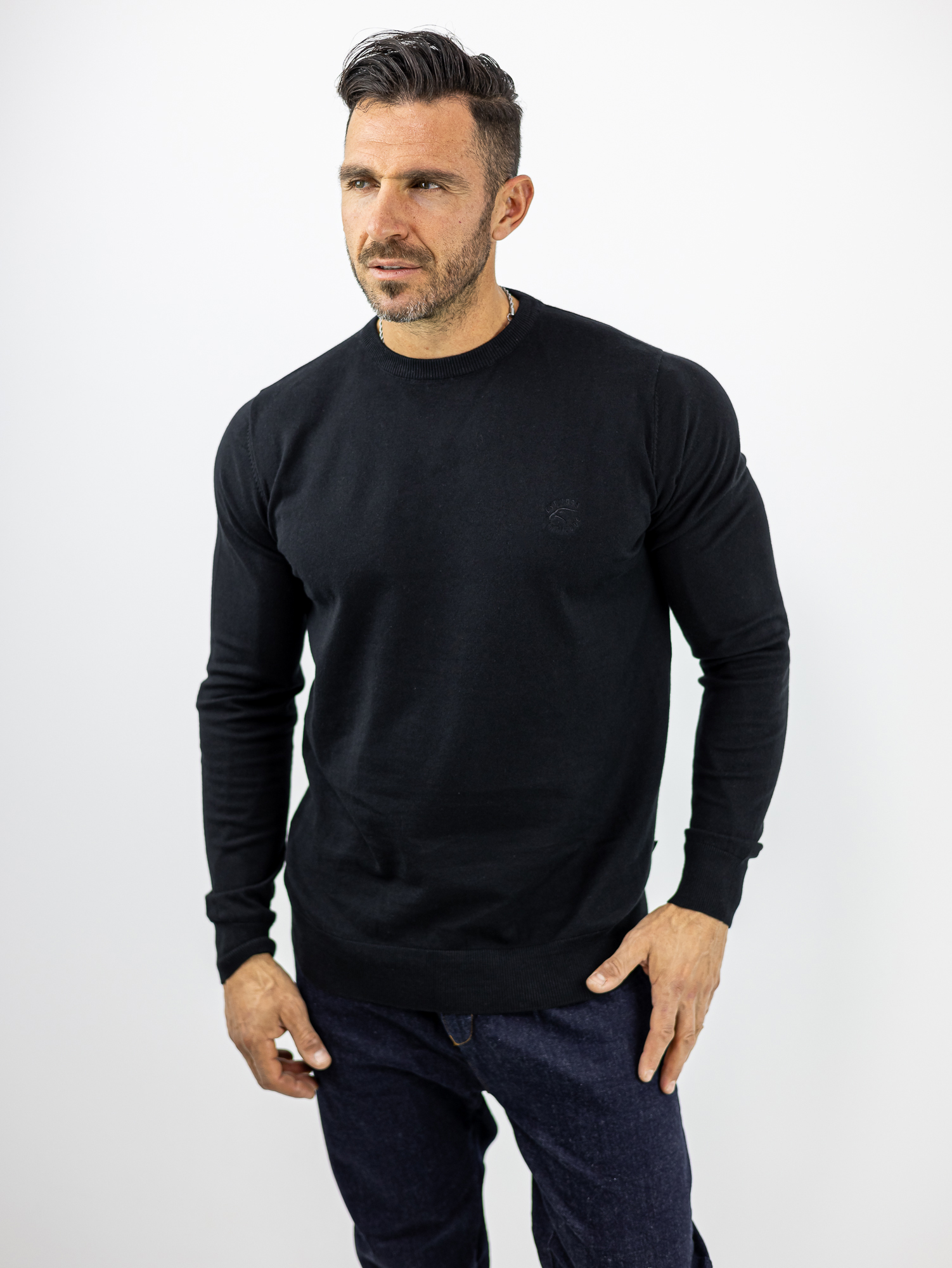 POULOVER_INDICODE_120136_MAURO_01.jpg Πουλόβερ Slim Fit Μονόχρωμο Μαύρο