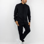 Παντελόνι Jogger Loose Fit με Λάστιχο Πίσω & Πουκάμισο Regular Fit Μάο Με Κρυφή Πατιλέτα Μαύρο