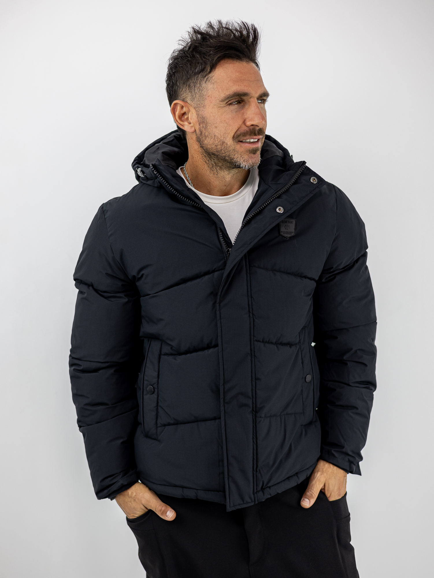 MPOUFAN_INDICODE_140142_MAURO_01.jpg Μπουφάν Regular Fit Puffer & Κουκούλα Μαύρο